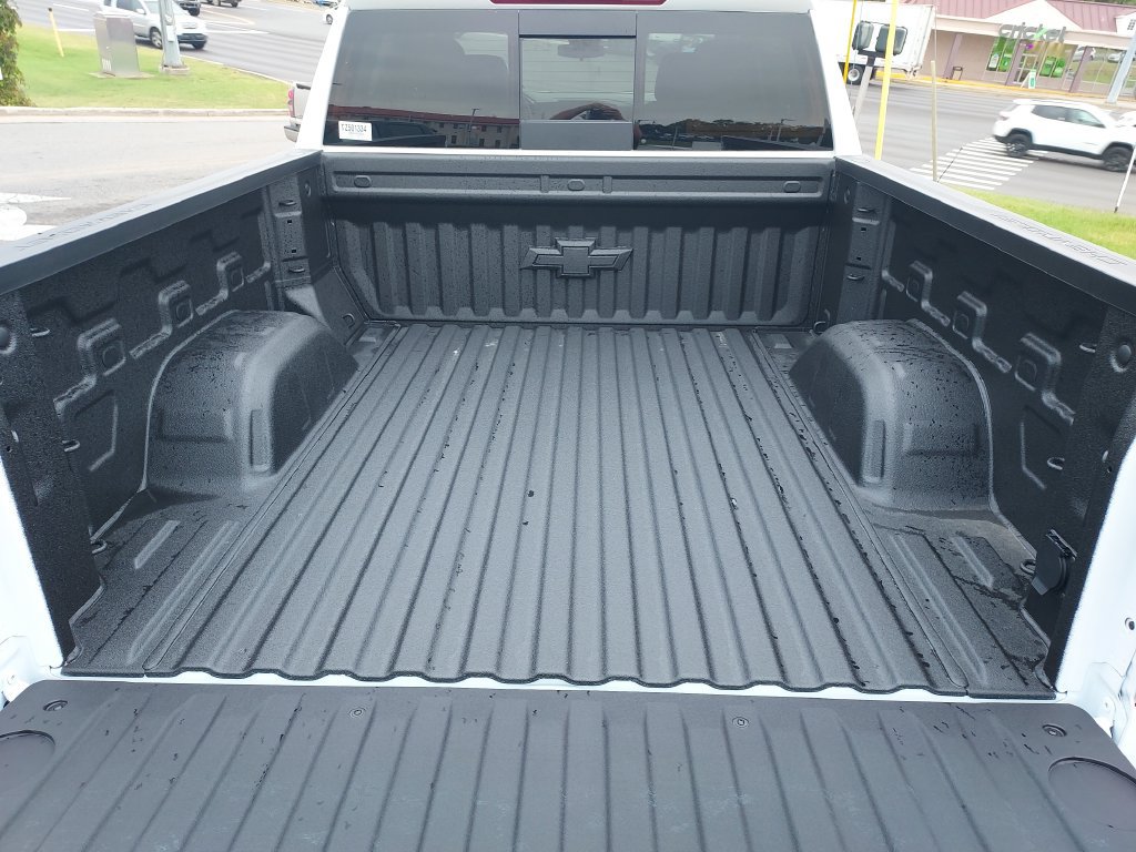 New 2026 Chevrolet Silverado 1500 RST w/ Redline Edition AWD/4WD image 9