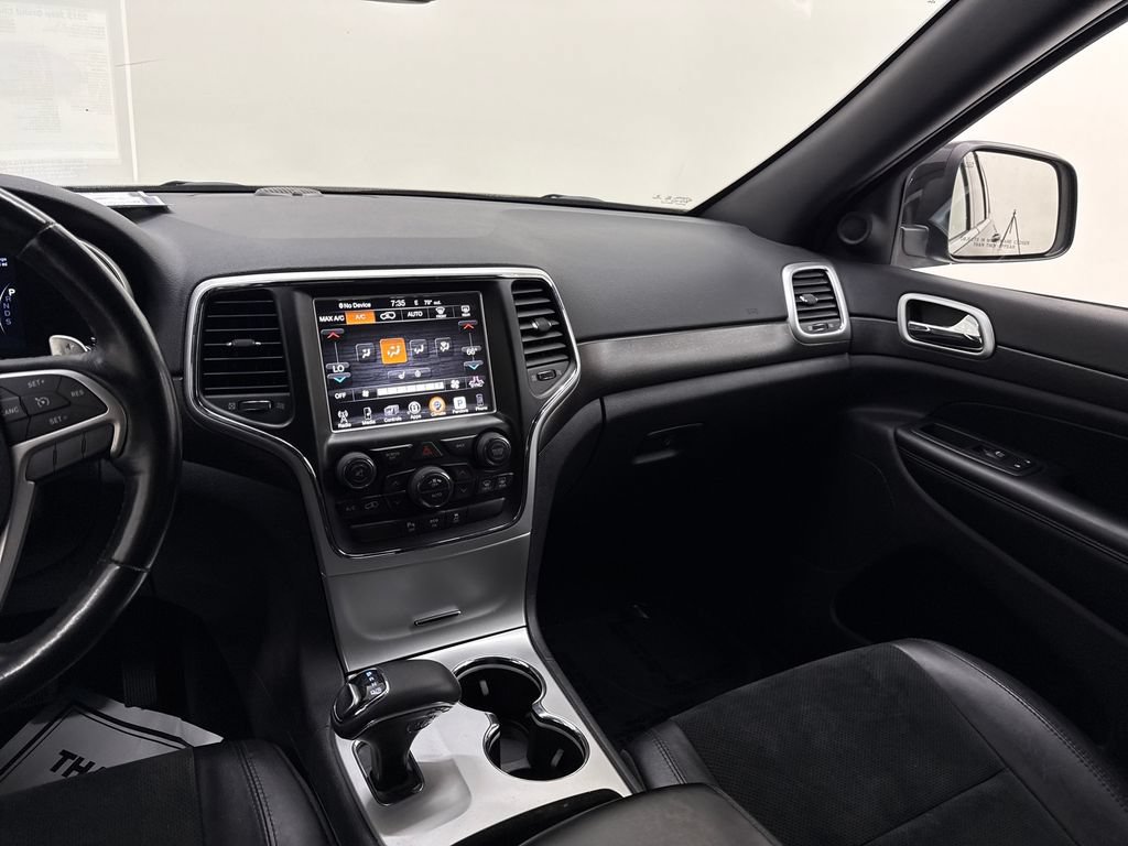 Used 2015 Jeep Grand Cherokee Altitude AWD/4WD image 18
