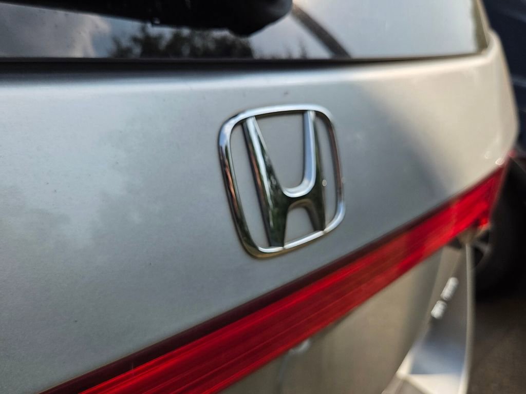 Used 2015 Honda Odyssey Touring image 8
