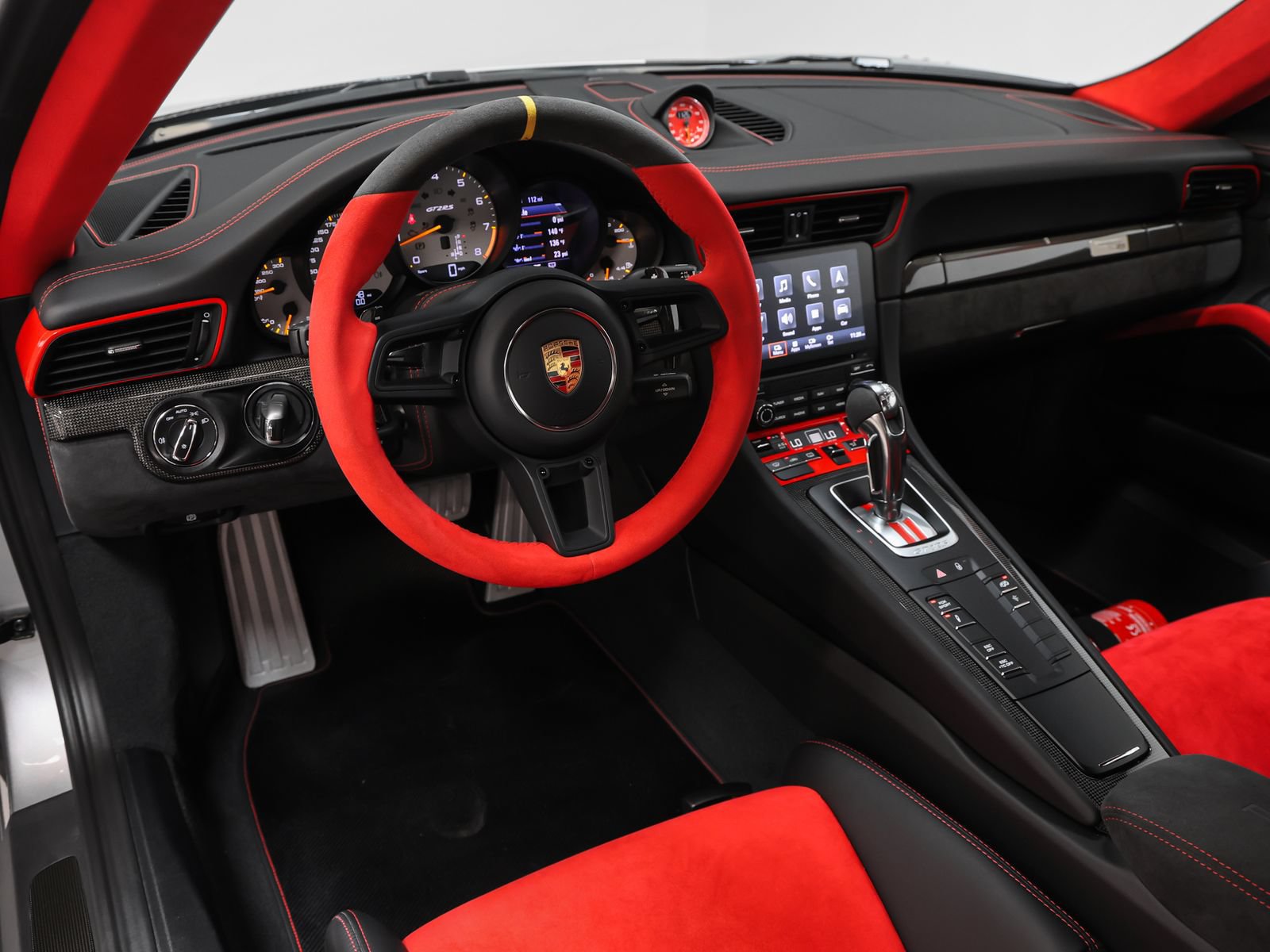 Certified 2018 Porsche 911 GT2 RS RWD image 65