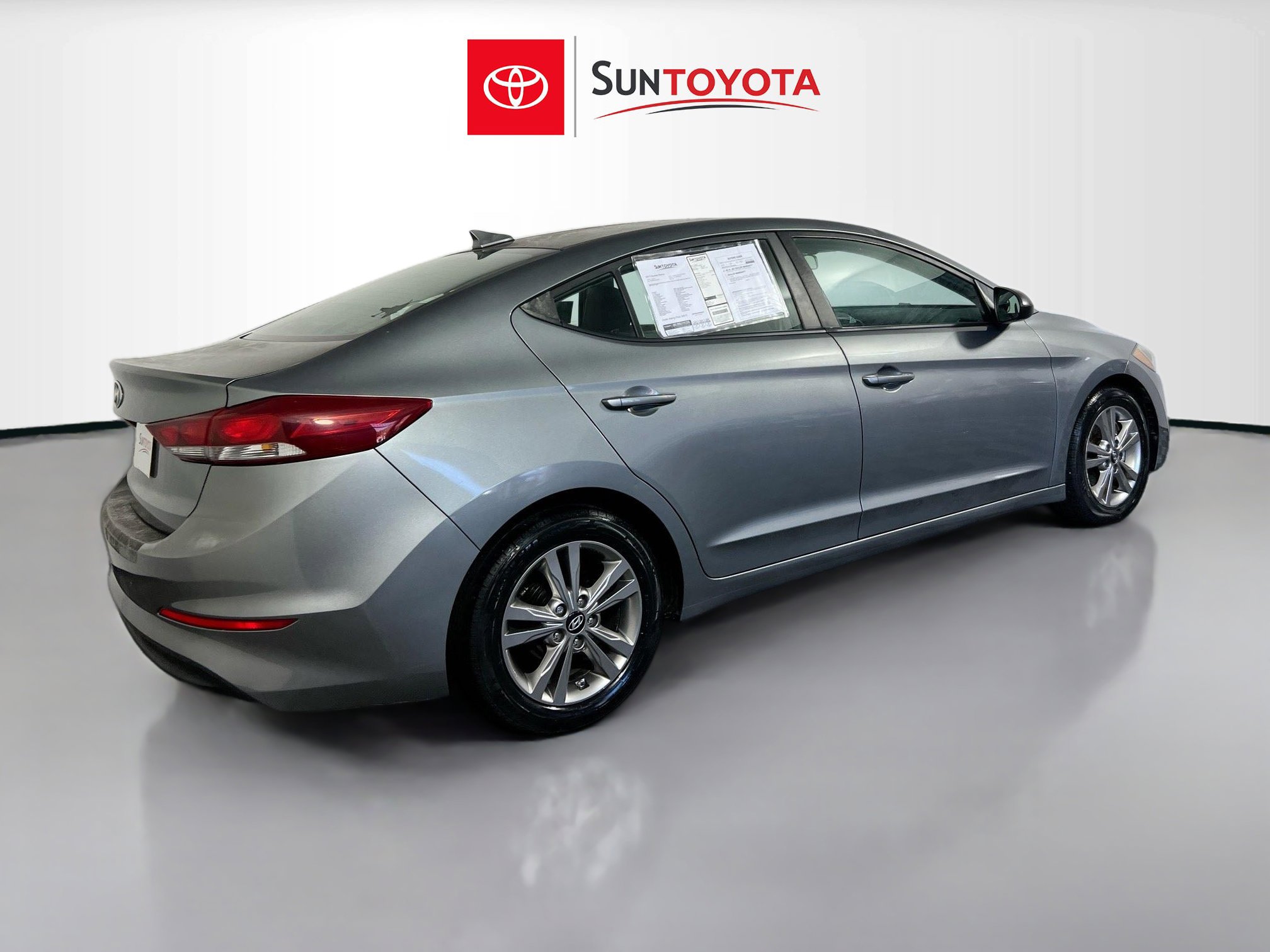 Used 2017 Hyundai Elantra SE image 4
