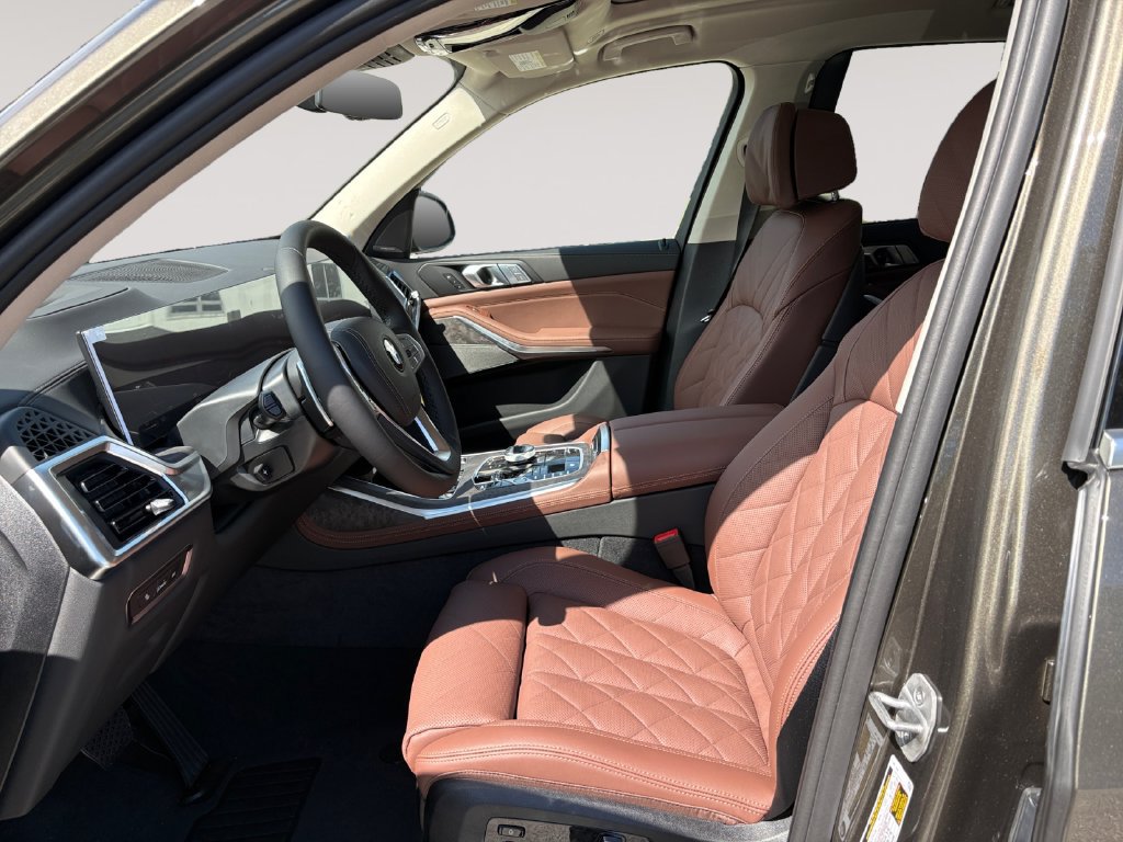 New 2027 BMW X7 xDrive40i AWD/4WD image 9