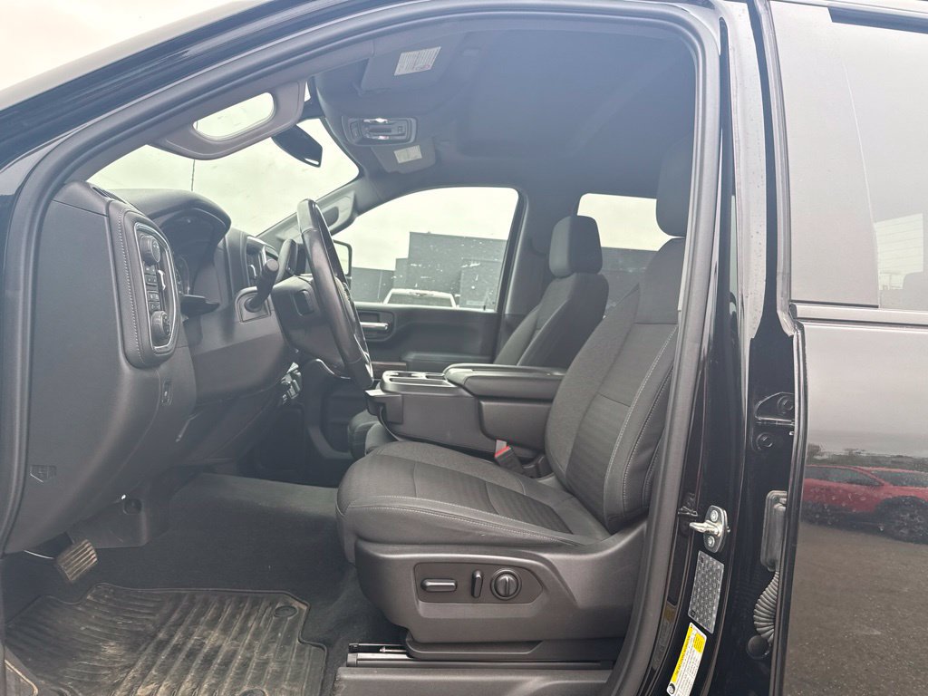 Used 2020 Chevrolet Silverado 2500 LT w/ Convenience Package AWD/4WD image 18