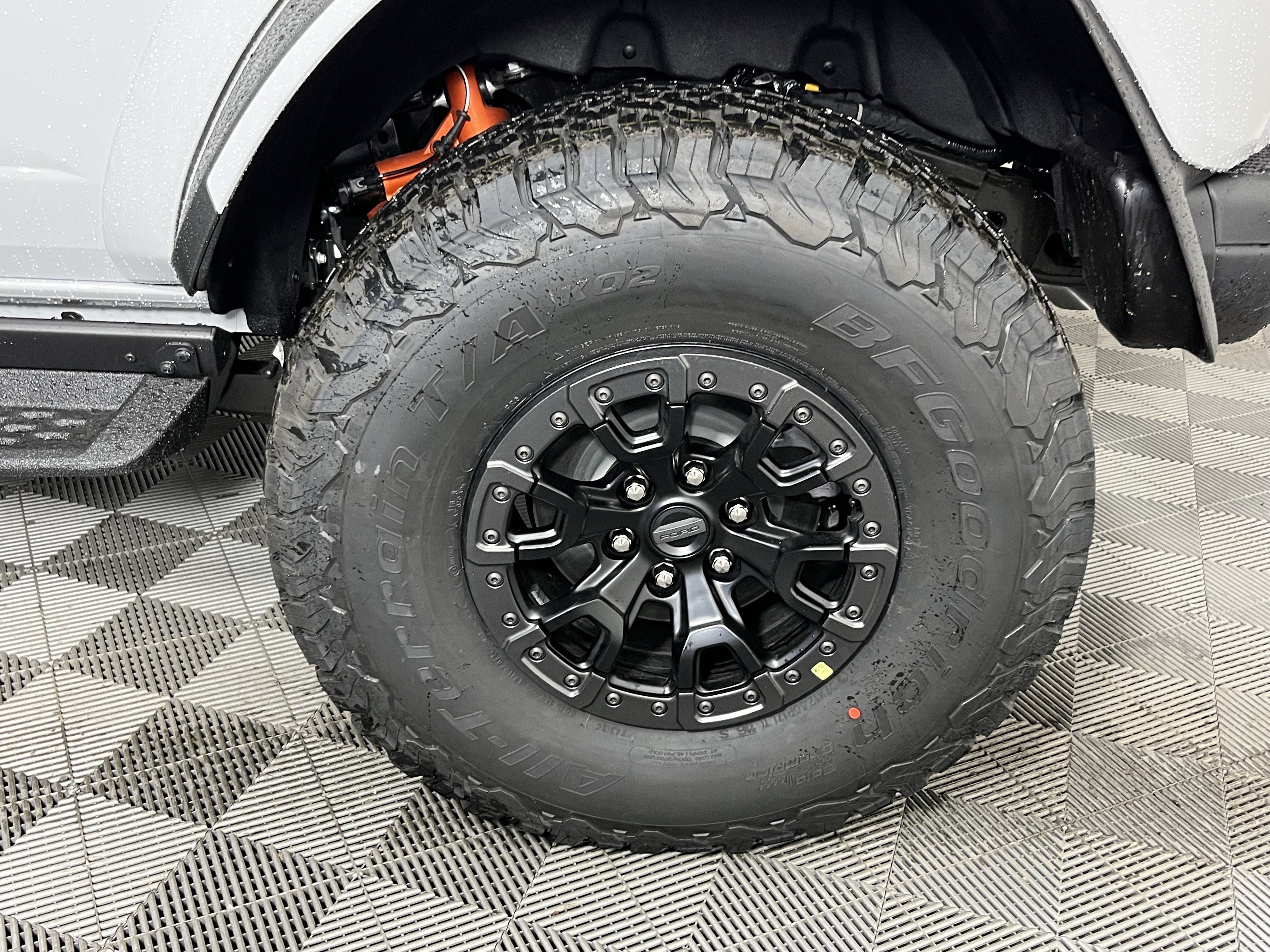New 2026 Ford Bronco Raptor w/ Interior Carbon Fiber Pack AWD/4WD image 18