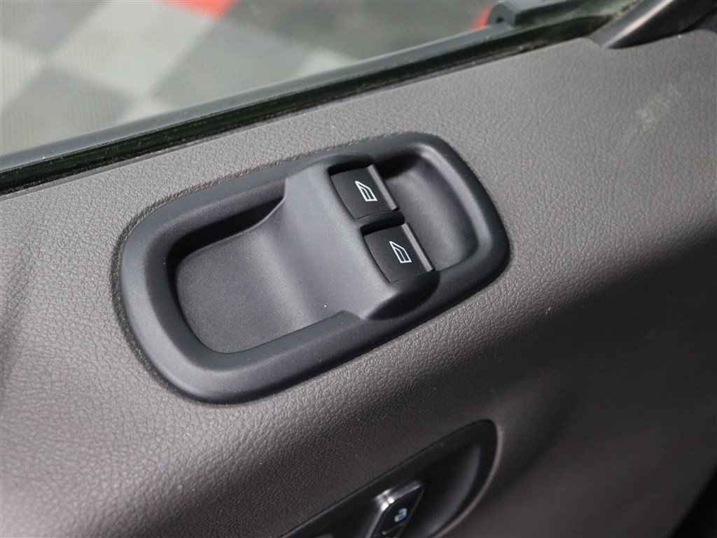 Used 2023 Ford Transit 350 XLT image 36