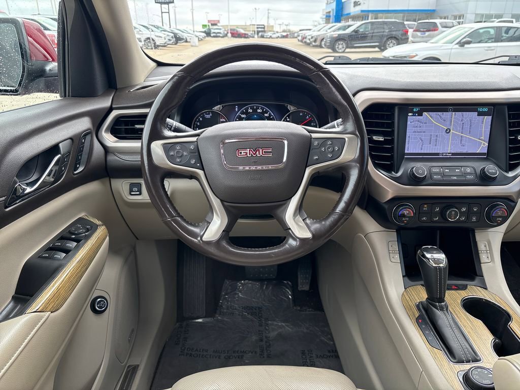 Used 2019 GMC Acadia Denali w/ Technology Package AWD/4WD image 16