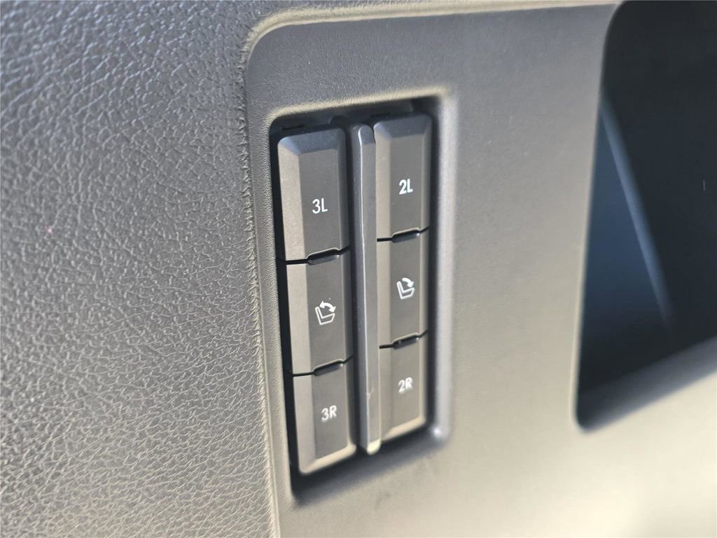 Certified 2023 Lincoln Navigator Black Label AWD/4WD image 12