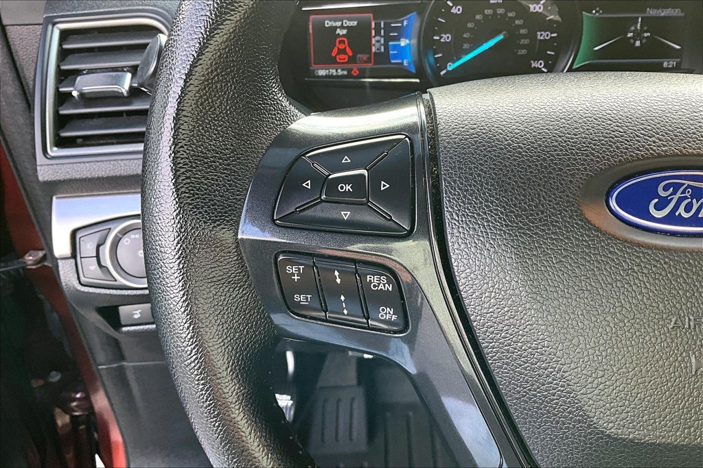 Used 2018 Ford Explorer XLT w/ Equipment Group 202A AWD/4WD image 17