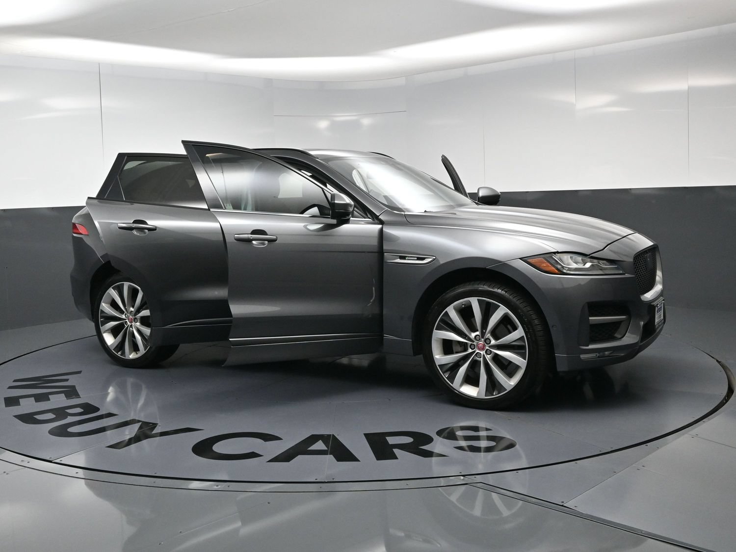 Used 2017 Jaguar F-PACE R-Sport AWD/4WD image 25