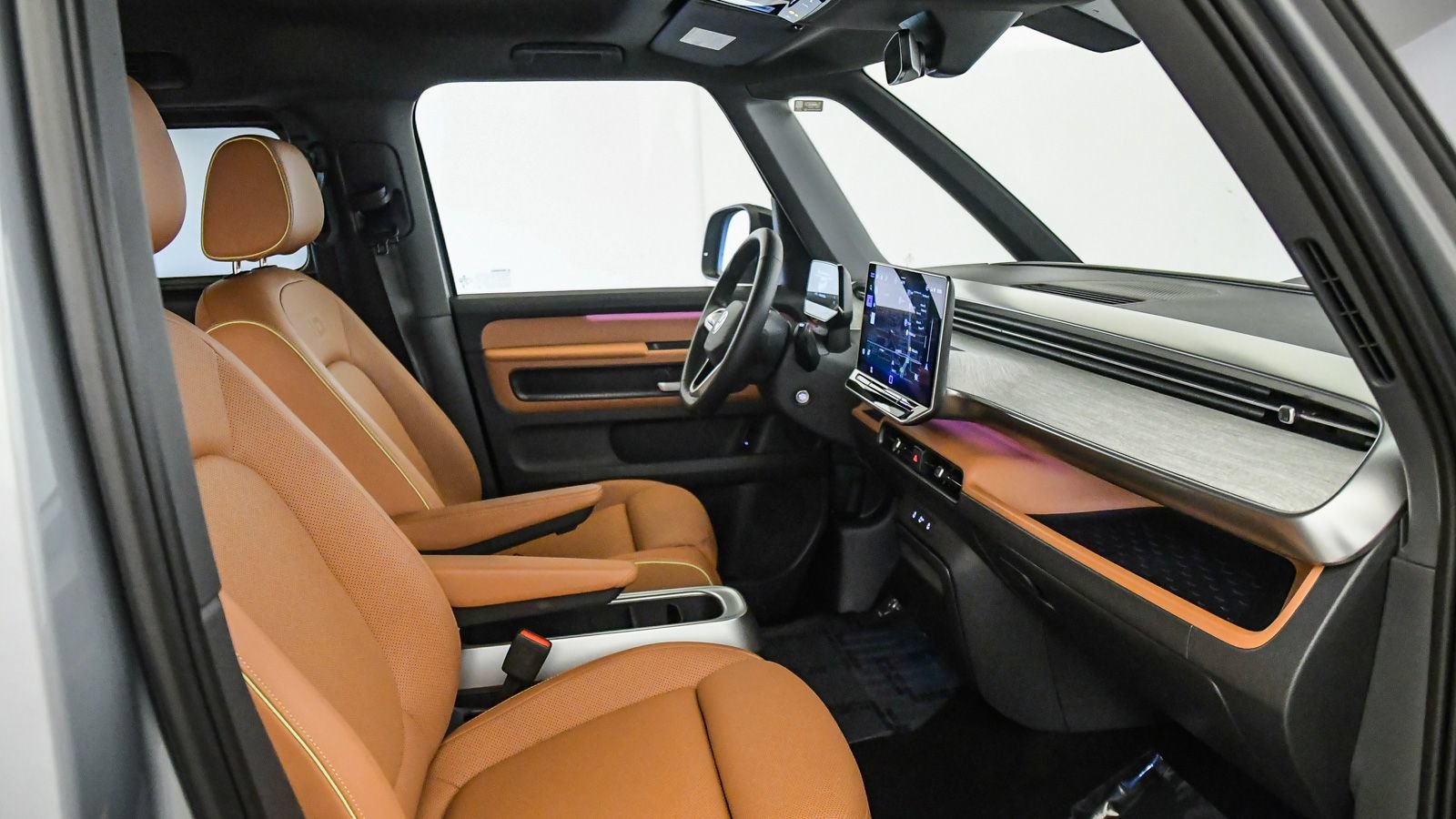 Used 2025 Volkswagen ID. Buzz Pro S RWD image 18