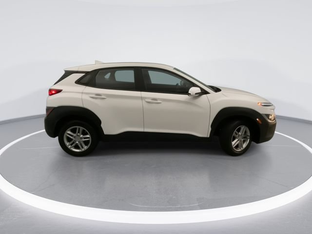 Used 2023 Hyundai Kona SE w/ Cargo Package AWD/4WD image 5