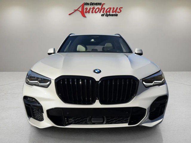 Used 2022 BMW X5 xDrive40i w/ M Sport Package video 2