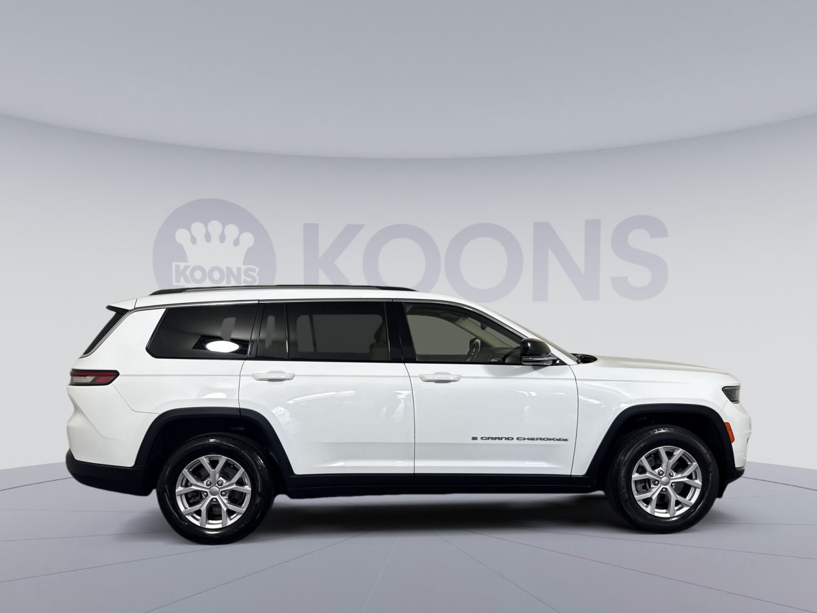 Used 2021 Jeep Grand Cherokee L Limited AWD/4WD image 21