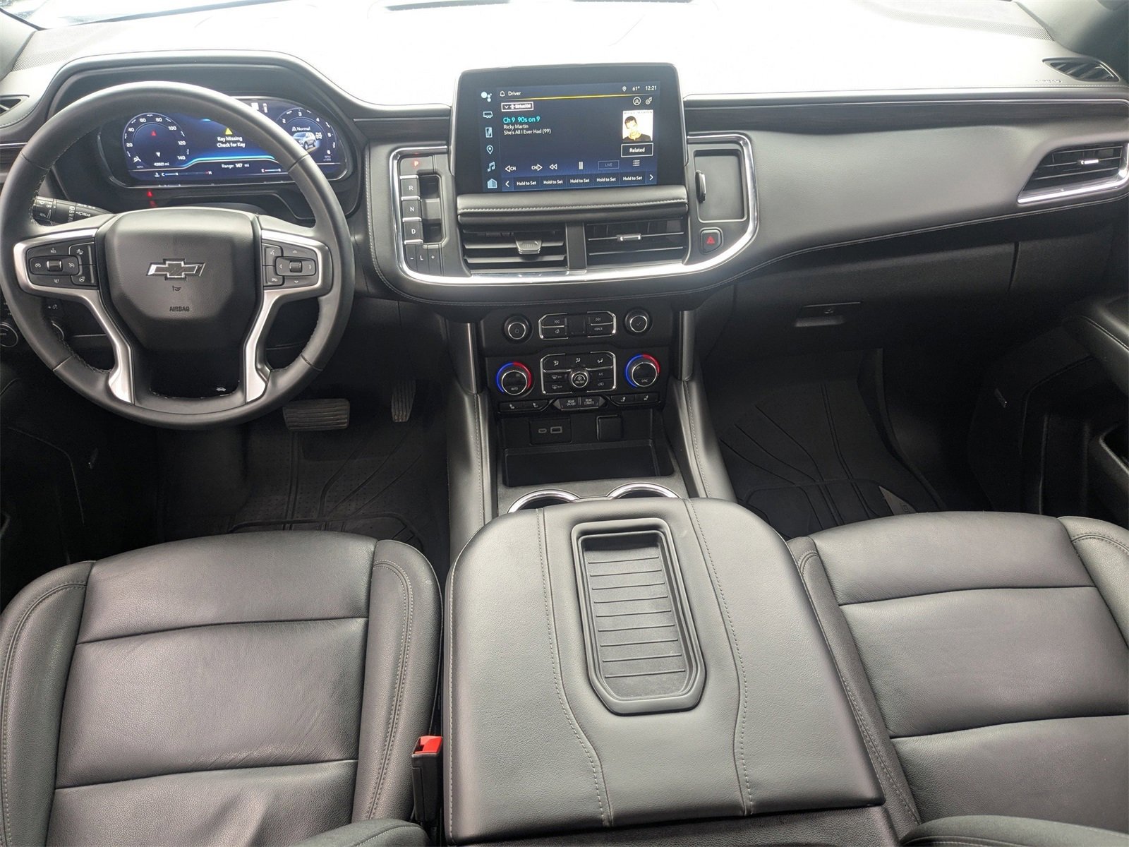 Used 2023 Chevrolet Tahoe Z71 w/ Luxury Package image 17