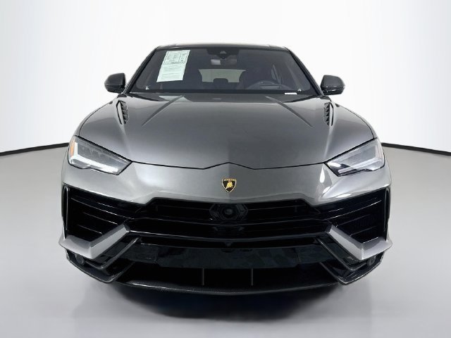 Used 2023 Lamborghini Urus Performante AWD/4WD image 2
