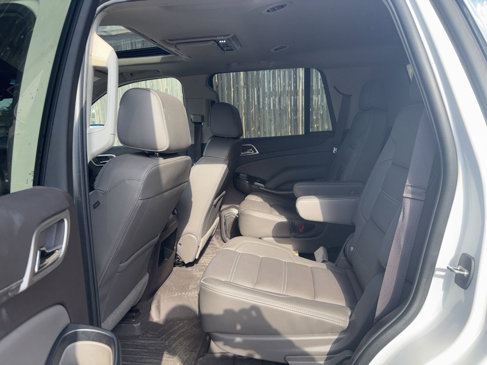 Used 2019 GMC Yukon Denali w/ Denali Ultimate Package image 12