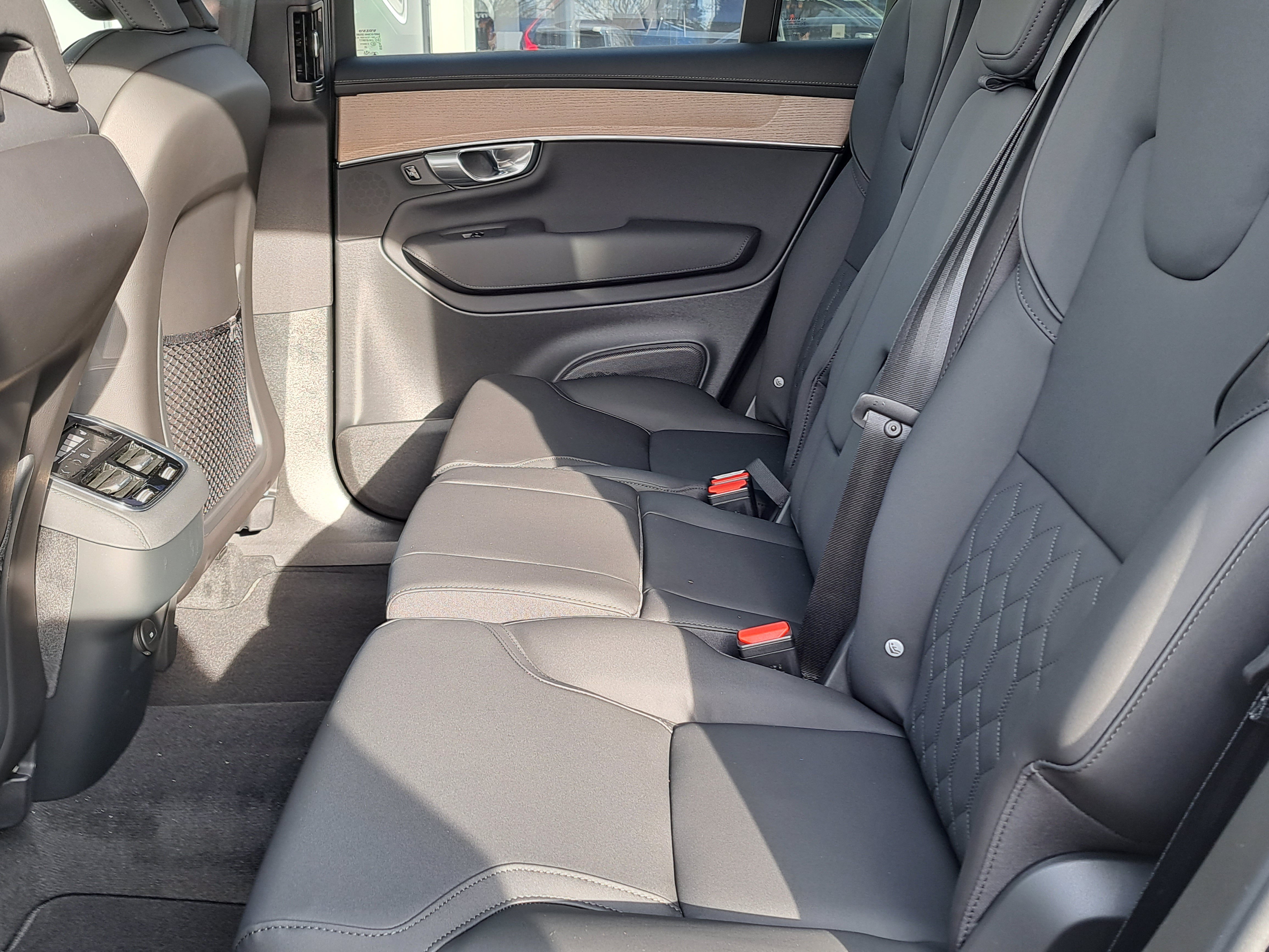 New 2026 Volvo XC90 B6 Plus AWD/4WD image 7