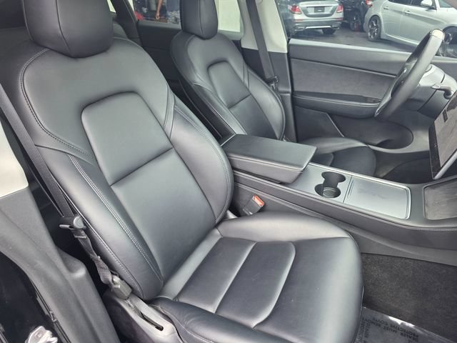 Used 2022 Tesla Model Y Long Range AWD/4WD image 12