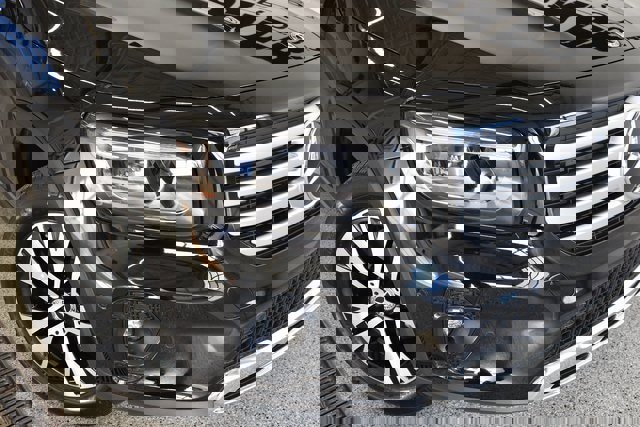 New 2025 Mercedes-Benz GLB 250 4MATIC image 15