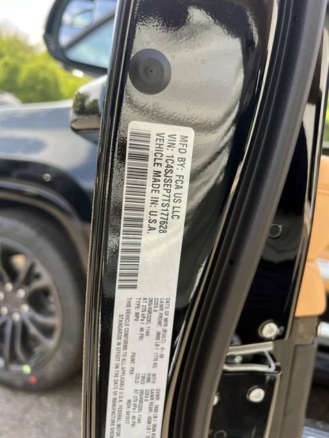 New 2026 Jeep Grand Wagoneer L Summit AWD/4WD image 9