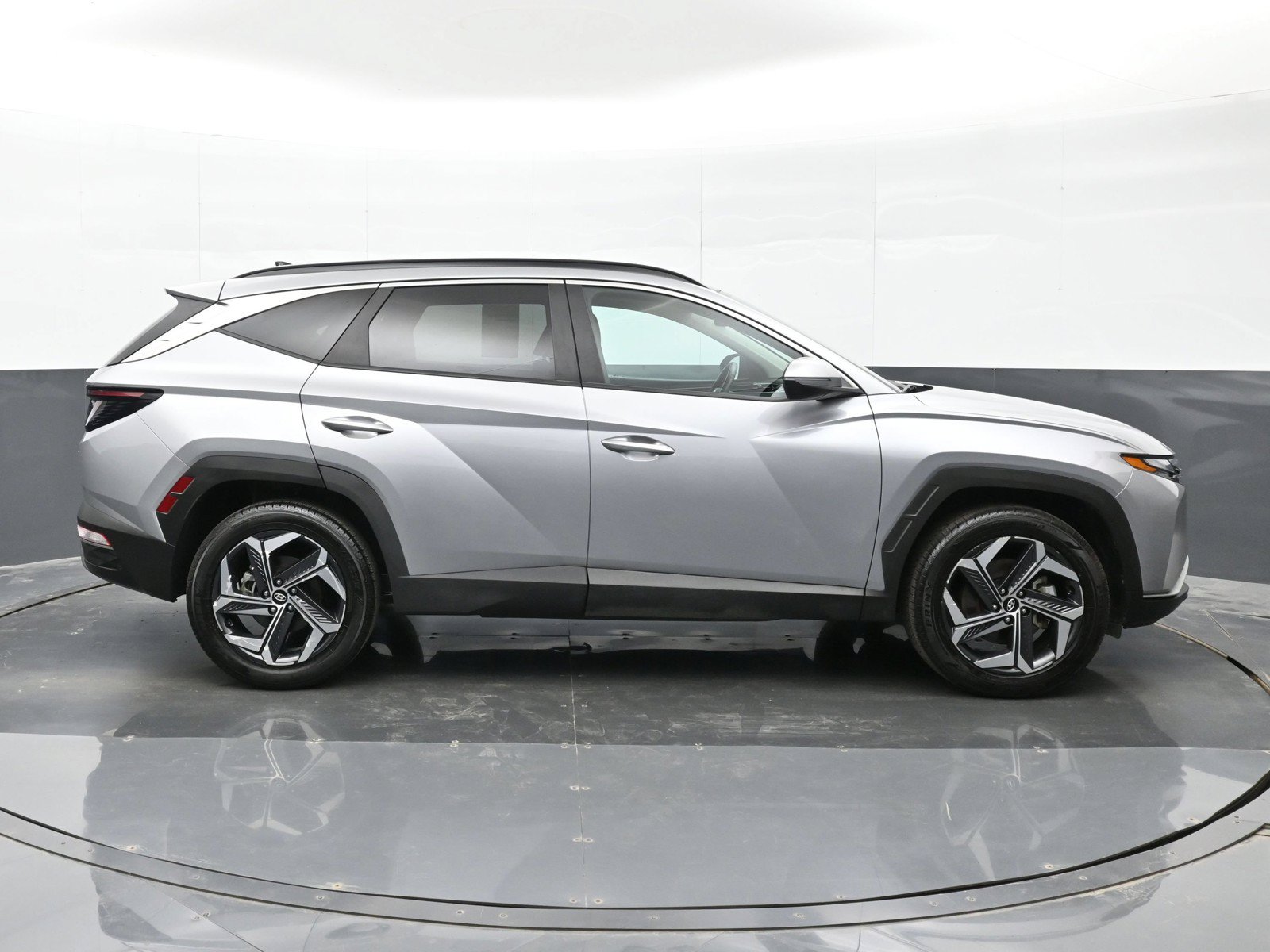 Used 2023 Hyundai Tucson SEL AWD/4WD image 9