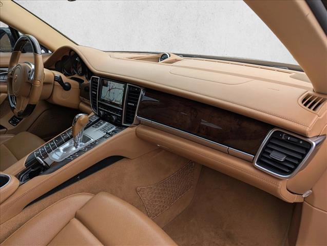 Used 2015 Porsche Panamera 4S image 29