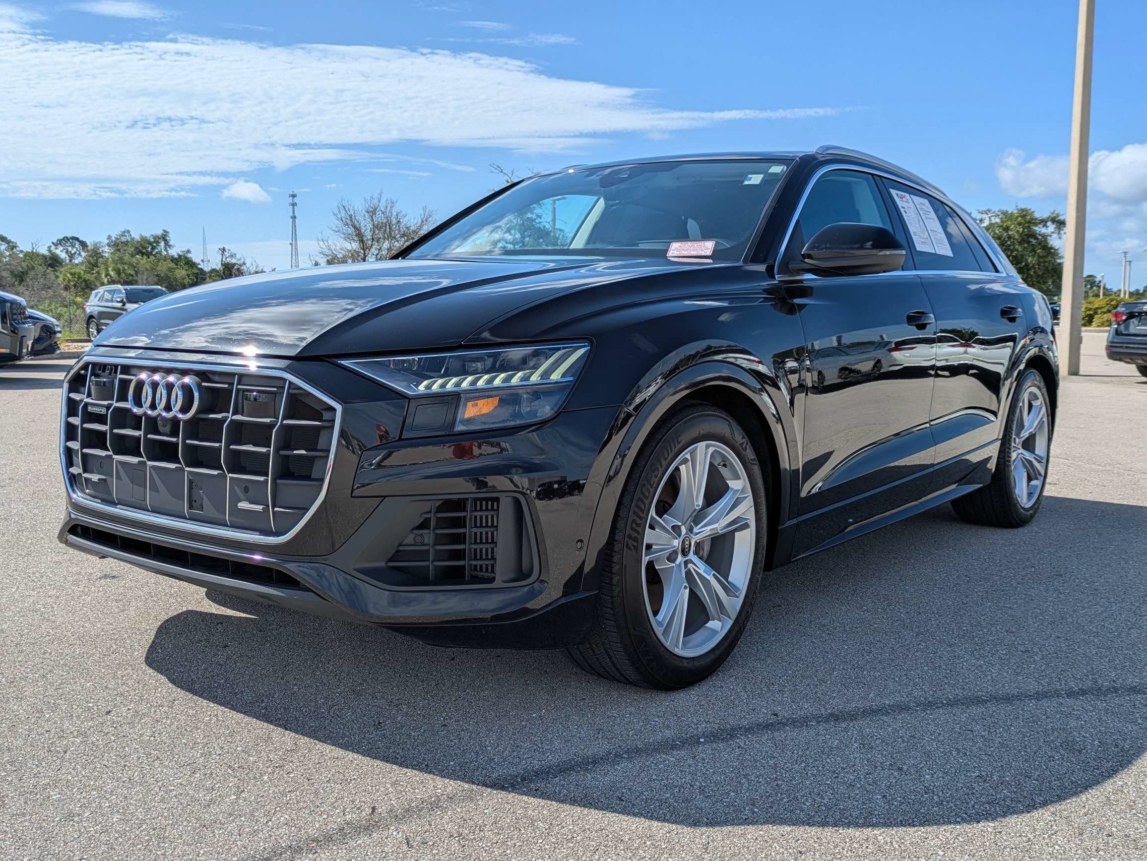 Used 2023 Audi Q8 Prestige AWD/4WD image 9