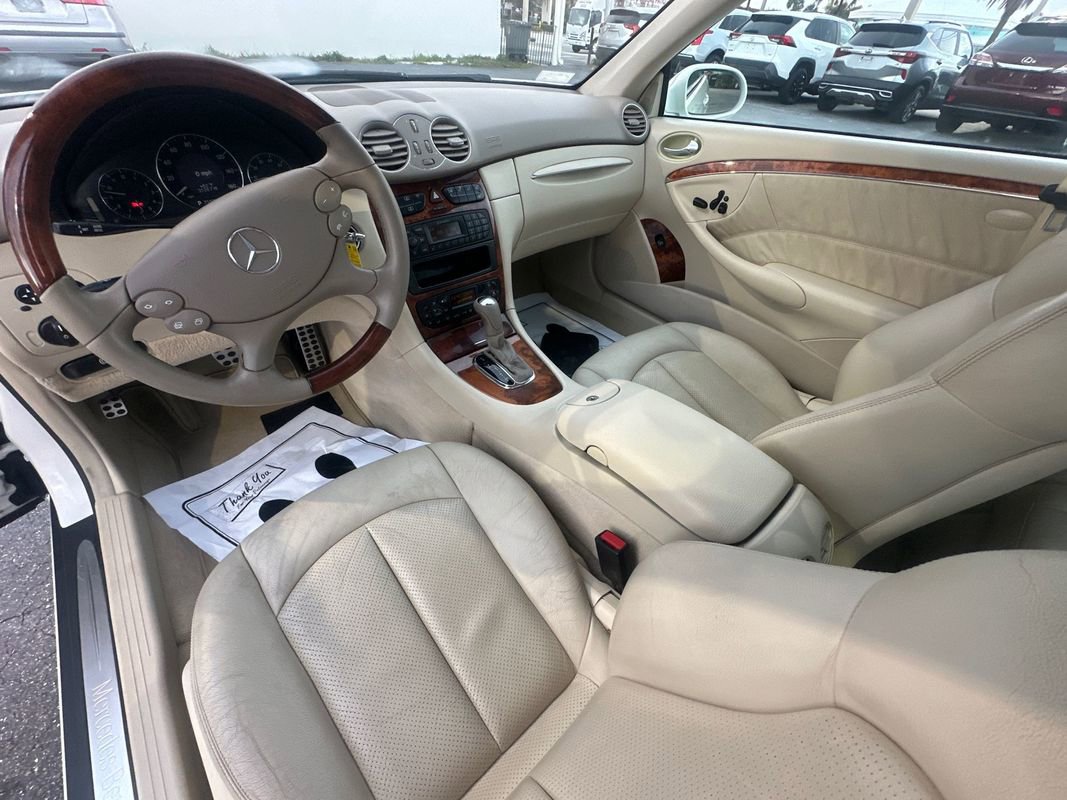 Used 2004 Mercedes-Benz CLK 320 image 18