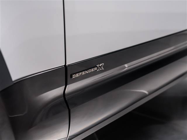 Used 2023 Land Rover Defender 110 X AWD/4WD image 13