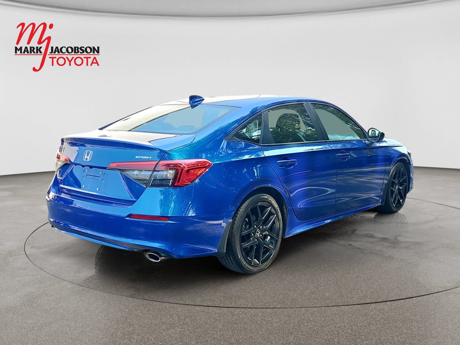 Used 2023 Honda Civic Sport image 9