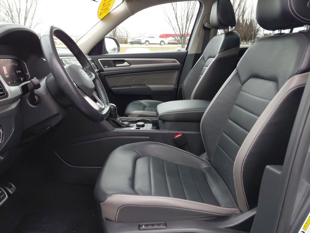 Used 2022 Volkswagen Atlas SEL Premium image 21