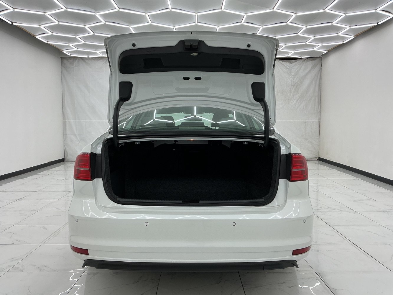 Used 2016 Volkswagen Jetta SEL Premium FWD image 45