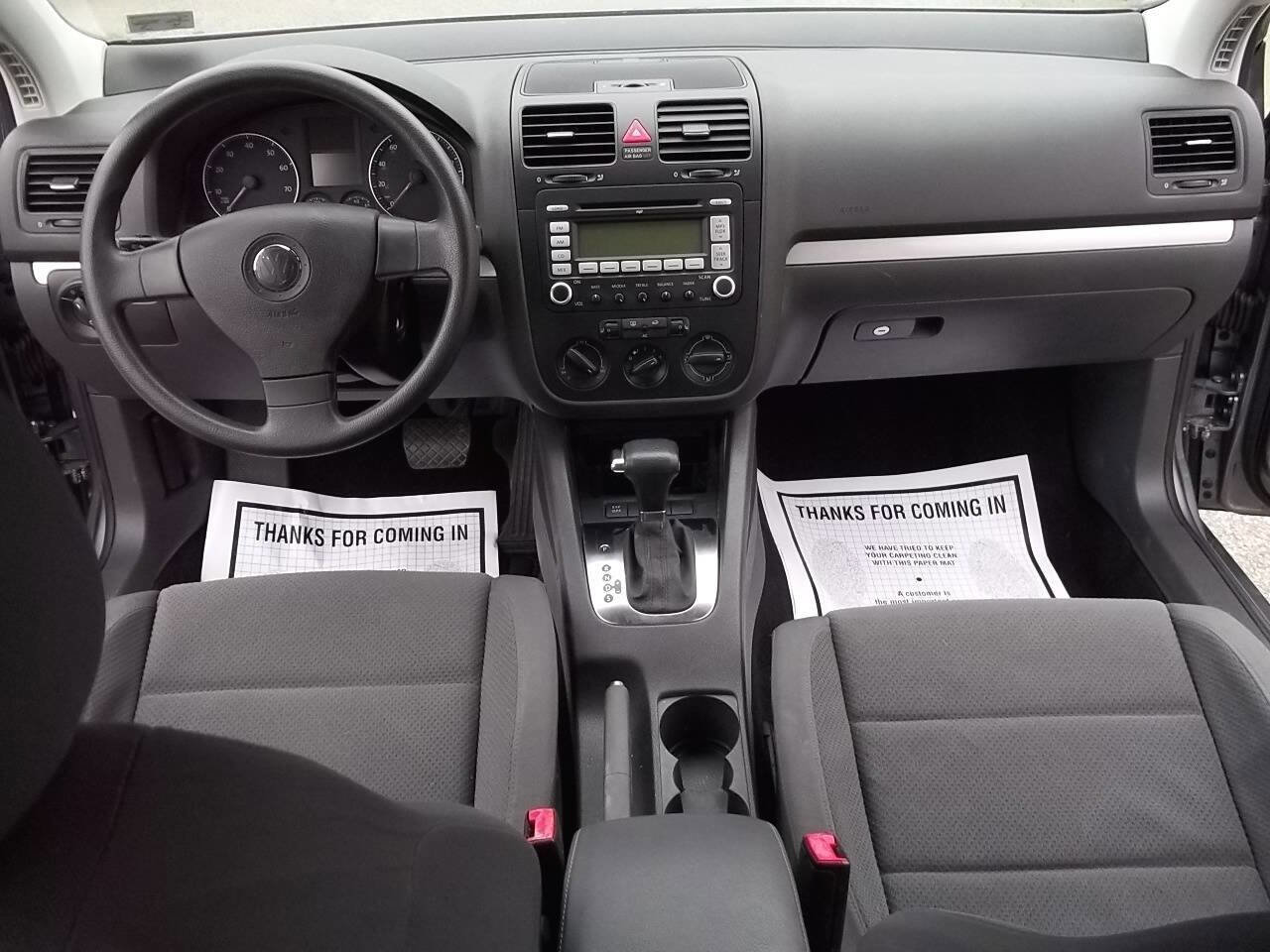 Used 2009 Volkswagen Rabbit S image 16