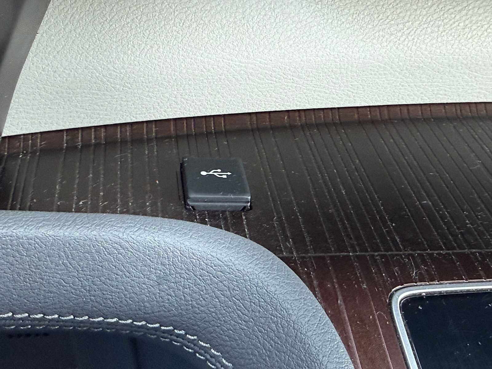 Certified 2022 Toyota Sienna LE FWD image 28