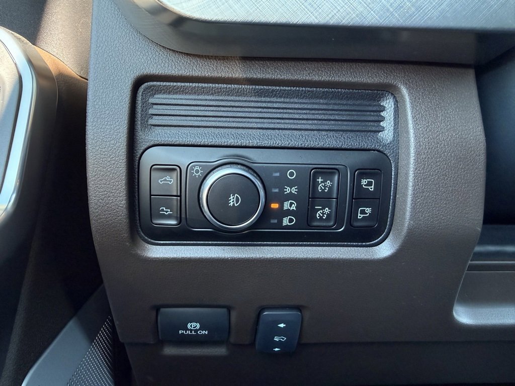 New 2026 Ford F250 King Ranch w/ Chrome Package image 13