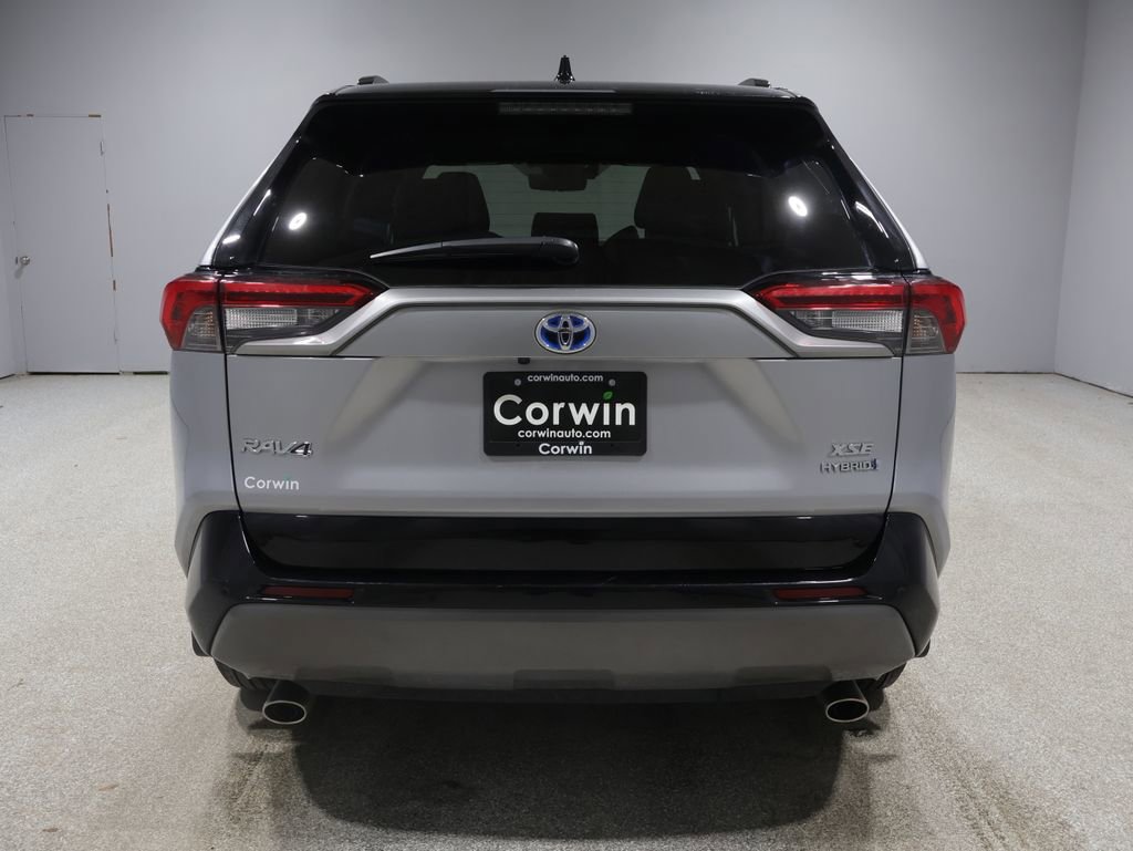 Used 2021 Toyota RAV4 XSE image 3