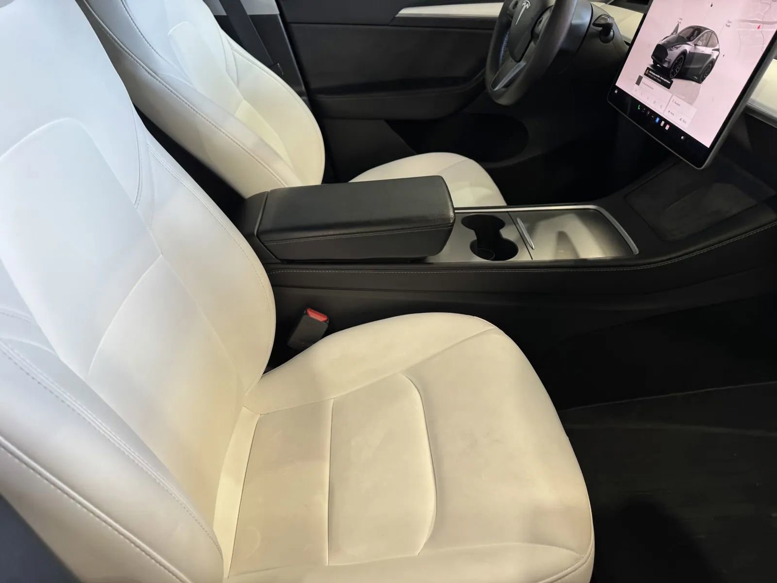 Used 2023 Tesla Model Y Long Range image 6