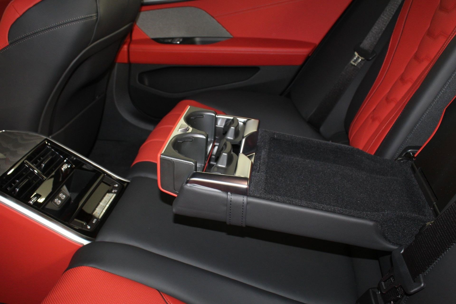 New 2026 BMW 840i xDrive image 26