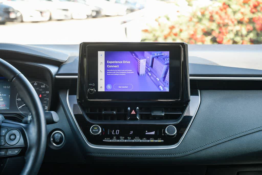 Used 2025 Toyota Corolla SE w/ Convenience Package FWD image 13