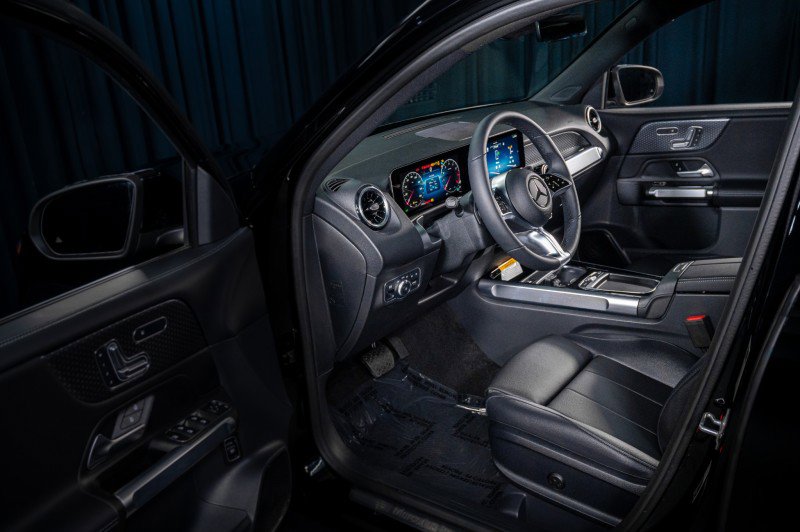 New 2026 Mercedes-Benz GLB 250 image 10