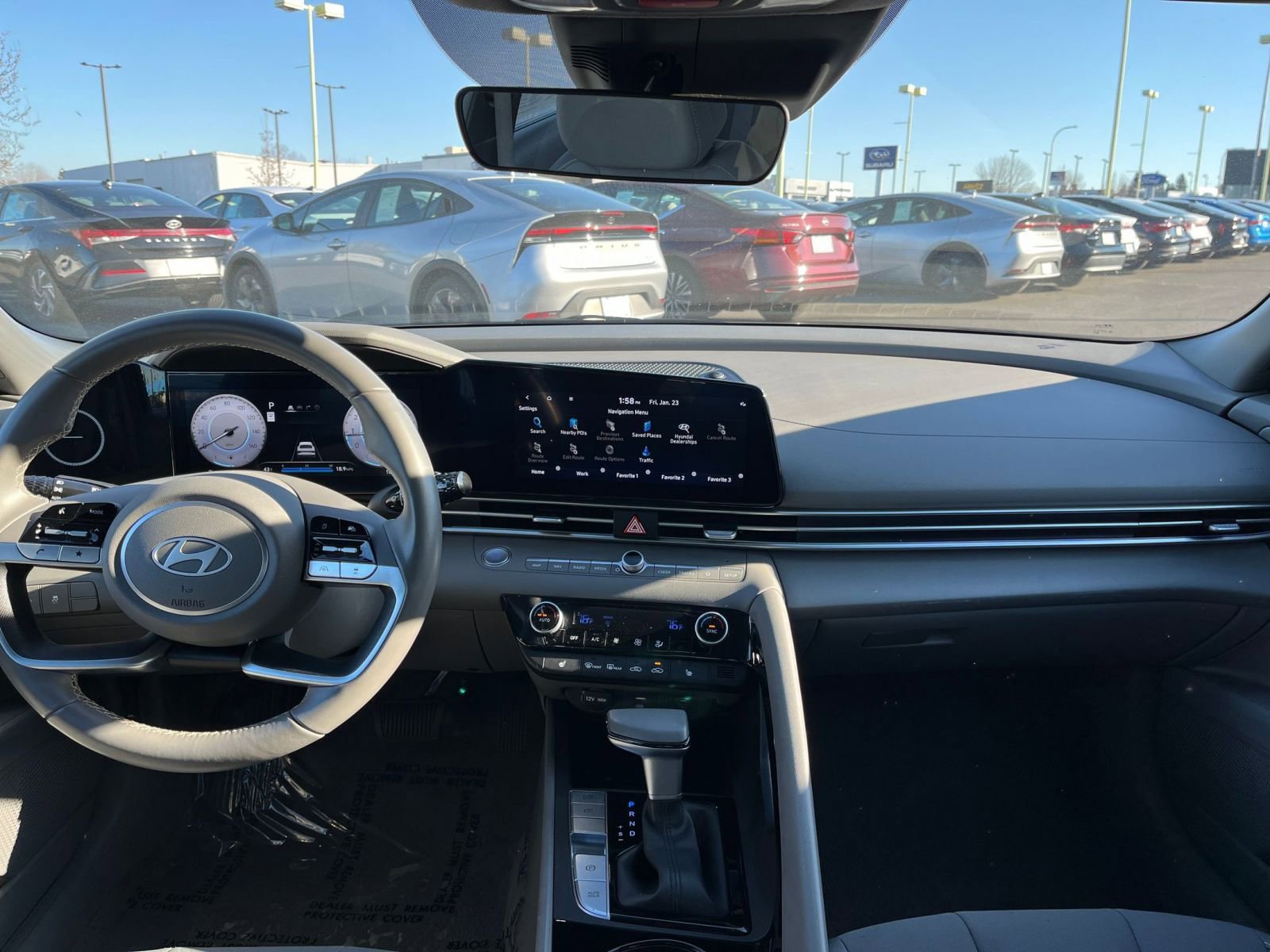 Used 2025 Hyundai Elantra SEL image 34