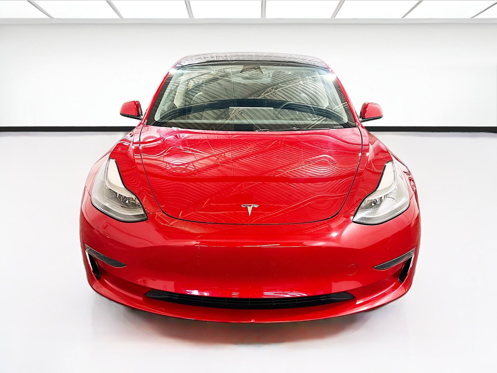 Used 2023 Tesla Model 3 Standard Range RWD image 2
