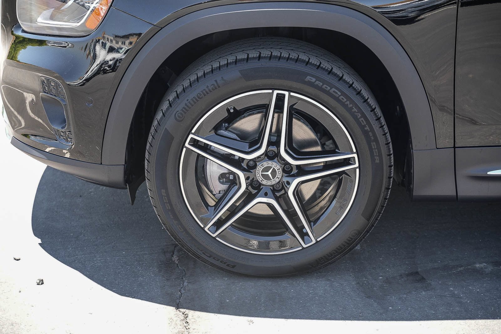 New 2026 Mercedes-Benz GLB 250 4MATIC image 9