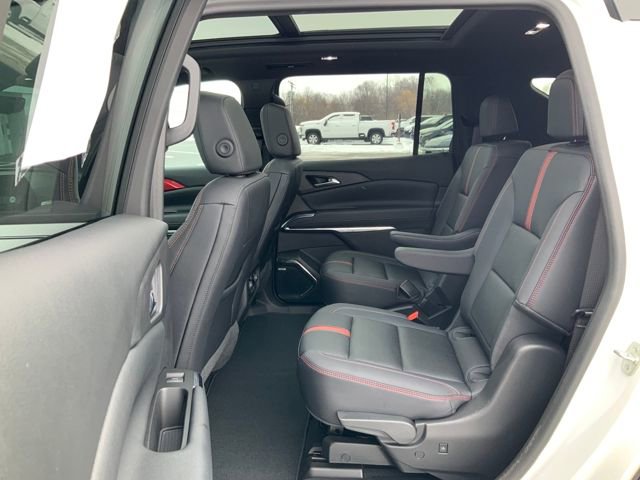 Certified 2025 Chevrolet Traverse RS w/ LPO, Floor Liner Package image 19