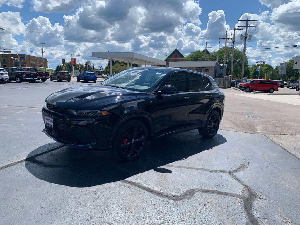 Used 2024 Dodge Hornet R/T AWD/4WD image 4