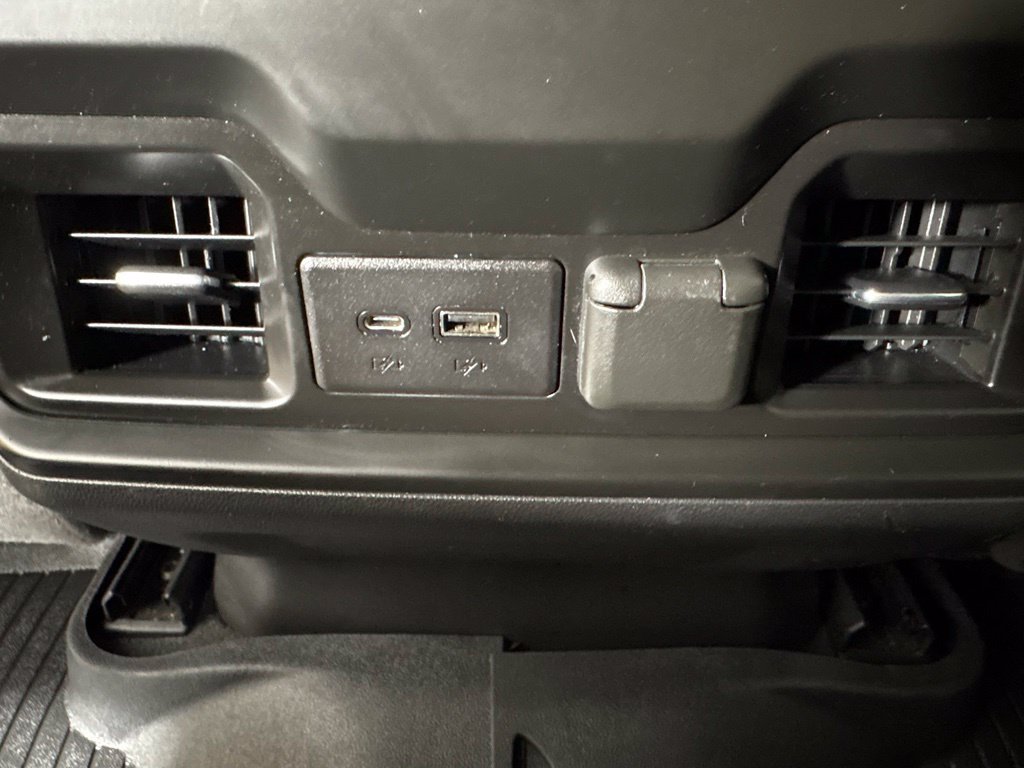 Used 2022 Chevrolet Silverado 1500 LT Trail Boss w/ LT Trail Boss Premium Package AWD/4WD image 47