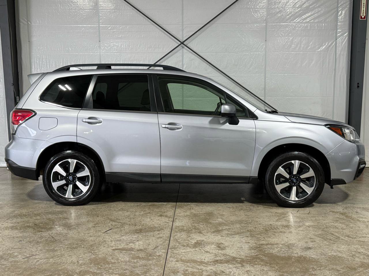 Used 2017 Subaru Forester 2.5i Limited image 6