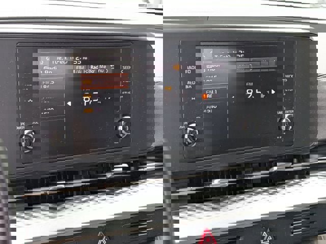 Used 2024 Kia Carnival LX image 19