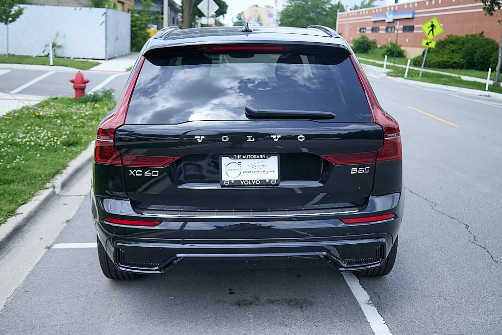 New 2026 Volvo XC60 B5 Plus w/ Climate Package AWD/4WD image 8