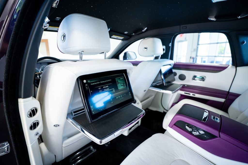 Used 2022 Rolls-Royce Ghost w/ Ghost Package AWD/4WD image 40